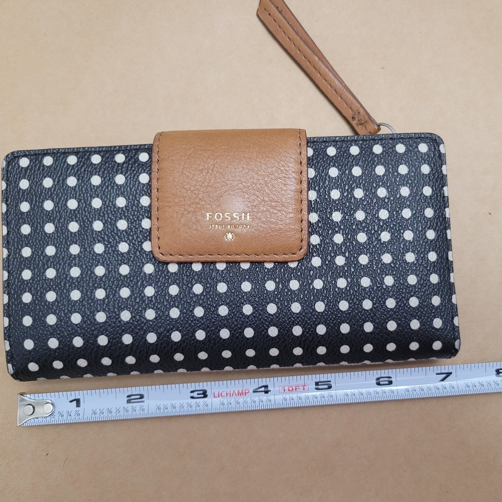 Fossil Black and White Polka Dot Wallet